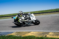 anglesey-no-limits-trackday;anglesey-photographs;anglesey-trackday-photographs;enduro-digital-images;event-digital-images;eventdigitalimages;no-limits-trackdays;peter-wileman-photography;racing-digital-images;trac-mon;trackday-digital-images;trackday-photos;ty-croes